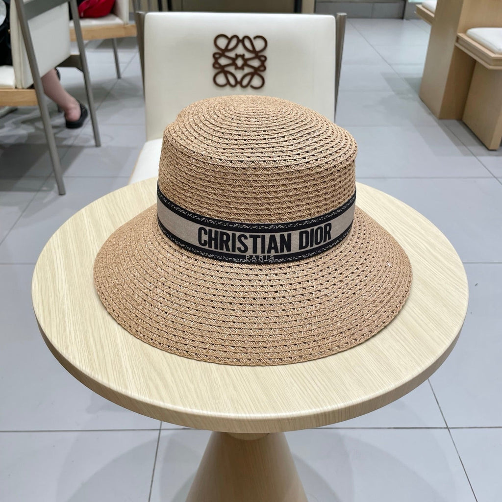 BUCKET HAT 57 CM IN DARK BEIGE RAFFIA 653750