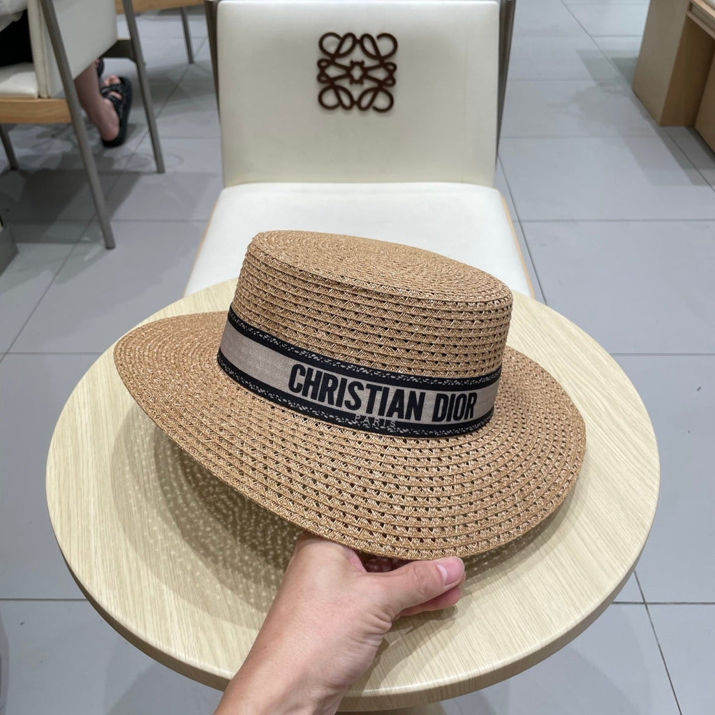 BUCKET HAT IN DARK BEIGE RAFFIA 653751