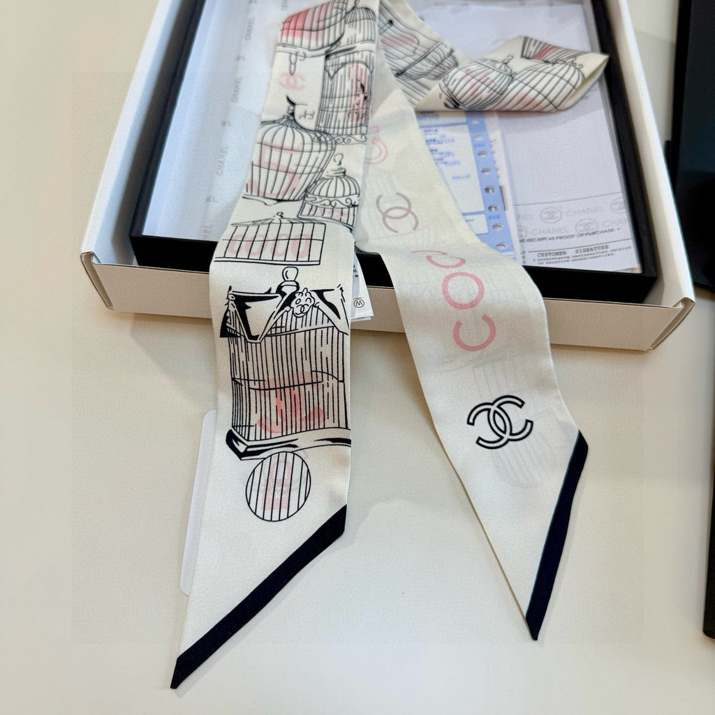 CC Twilly Mini Scarf 120cm White Mulberry Silk 929777