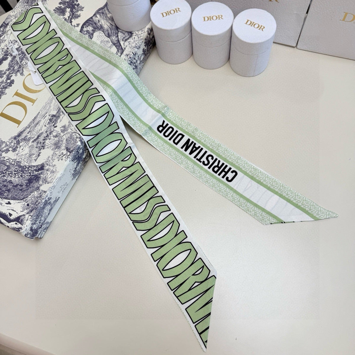 CD Twilly Mini Scarf 105cm Green Mulberry Silk 957051