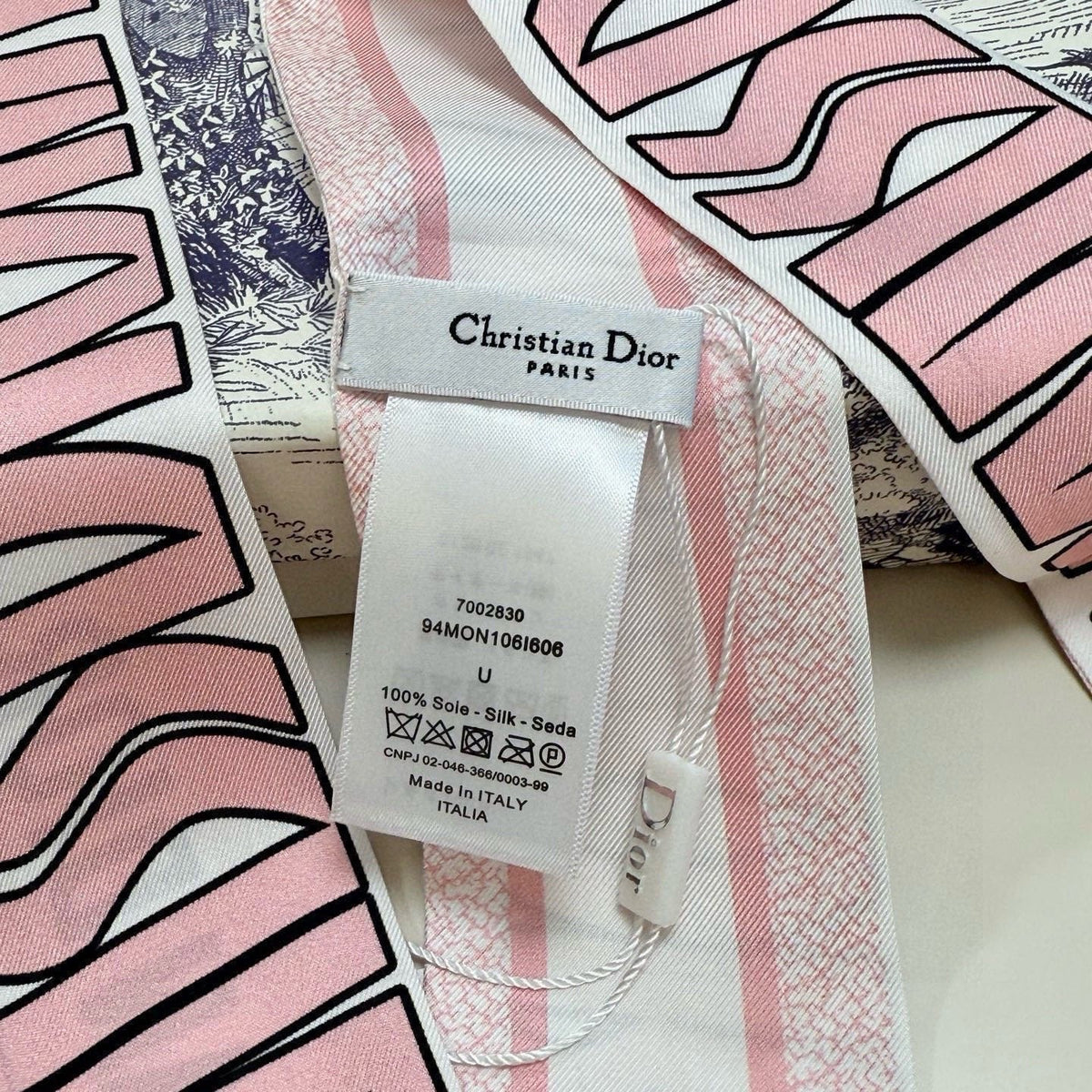 CD Twilly Mini Scarf 105cm Light Pink Mulberry Silk 957053