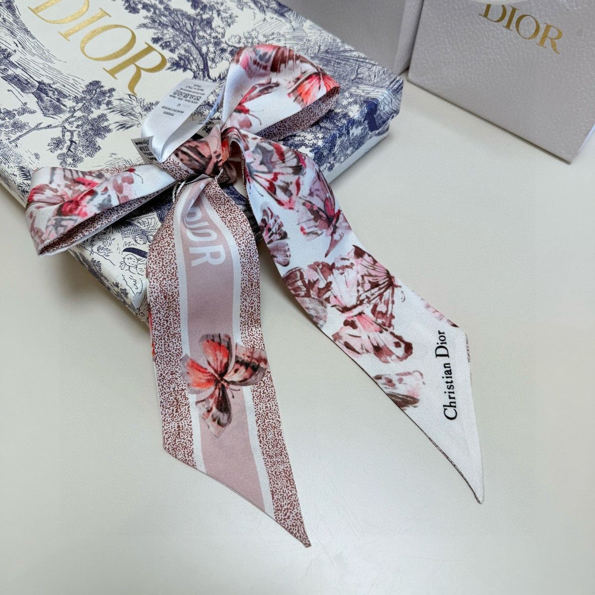 CD Twilly Mini Scarf 105cm Butterfly Light Pink Mulberry Silk 976488