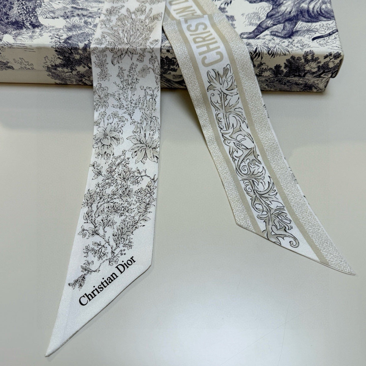 CD Twilly Mini Scarf 105 Ivory Gray Silk Twill 147653