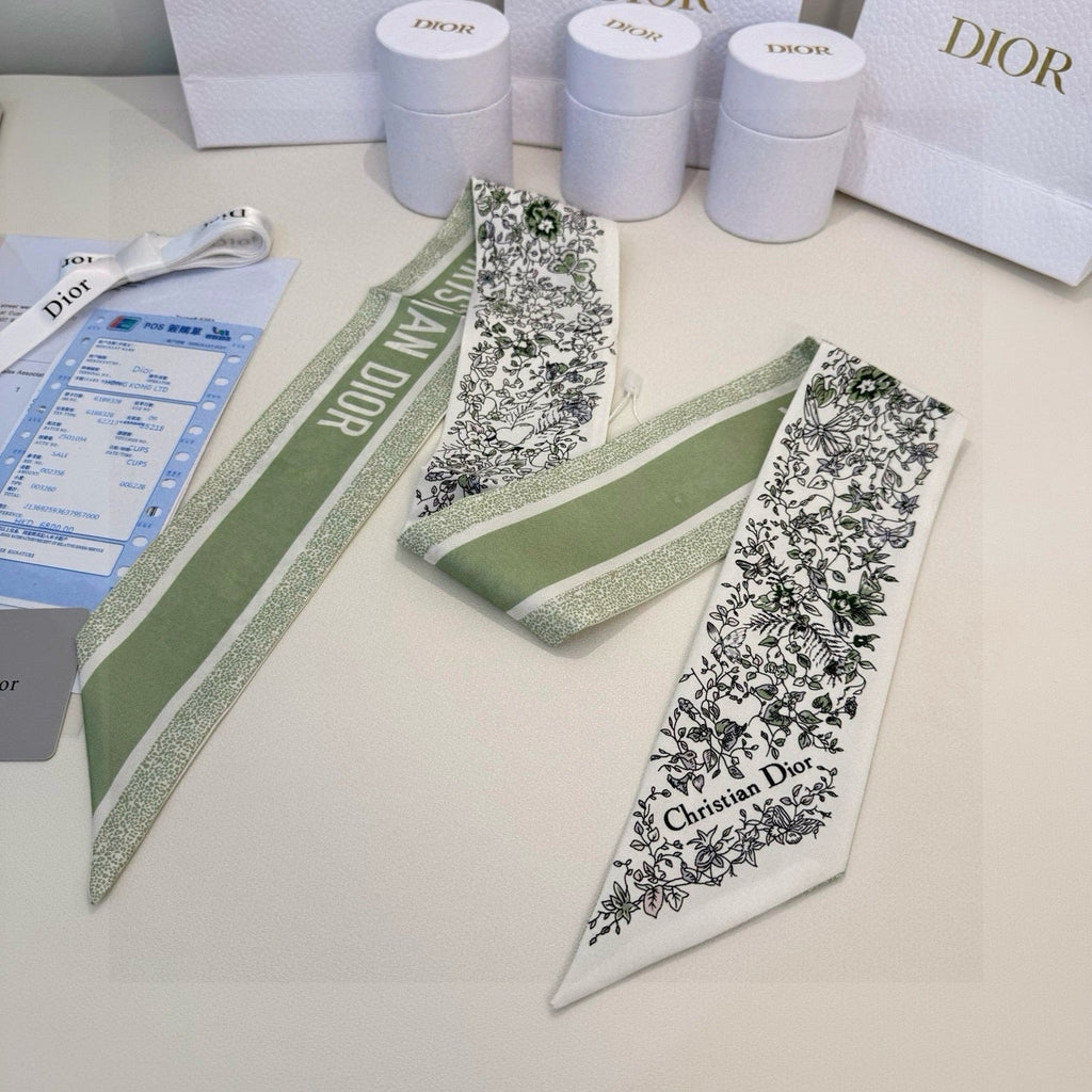 CD Mitzah Scarf White Green Silk 153196