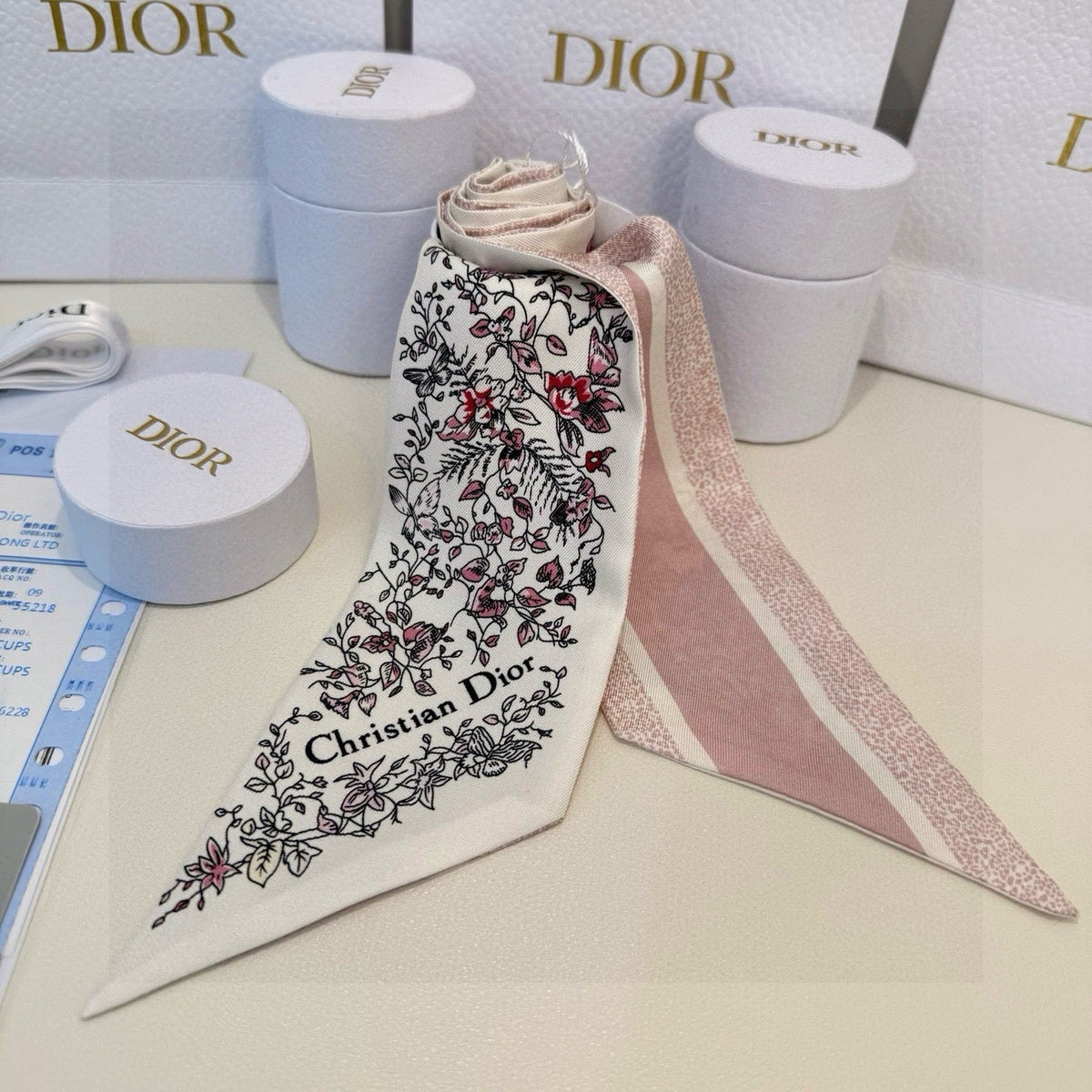 CD Twilly Mini Scarf 105 Dusty Pink Silk Twill 153197