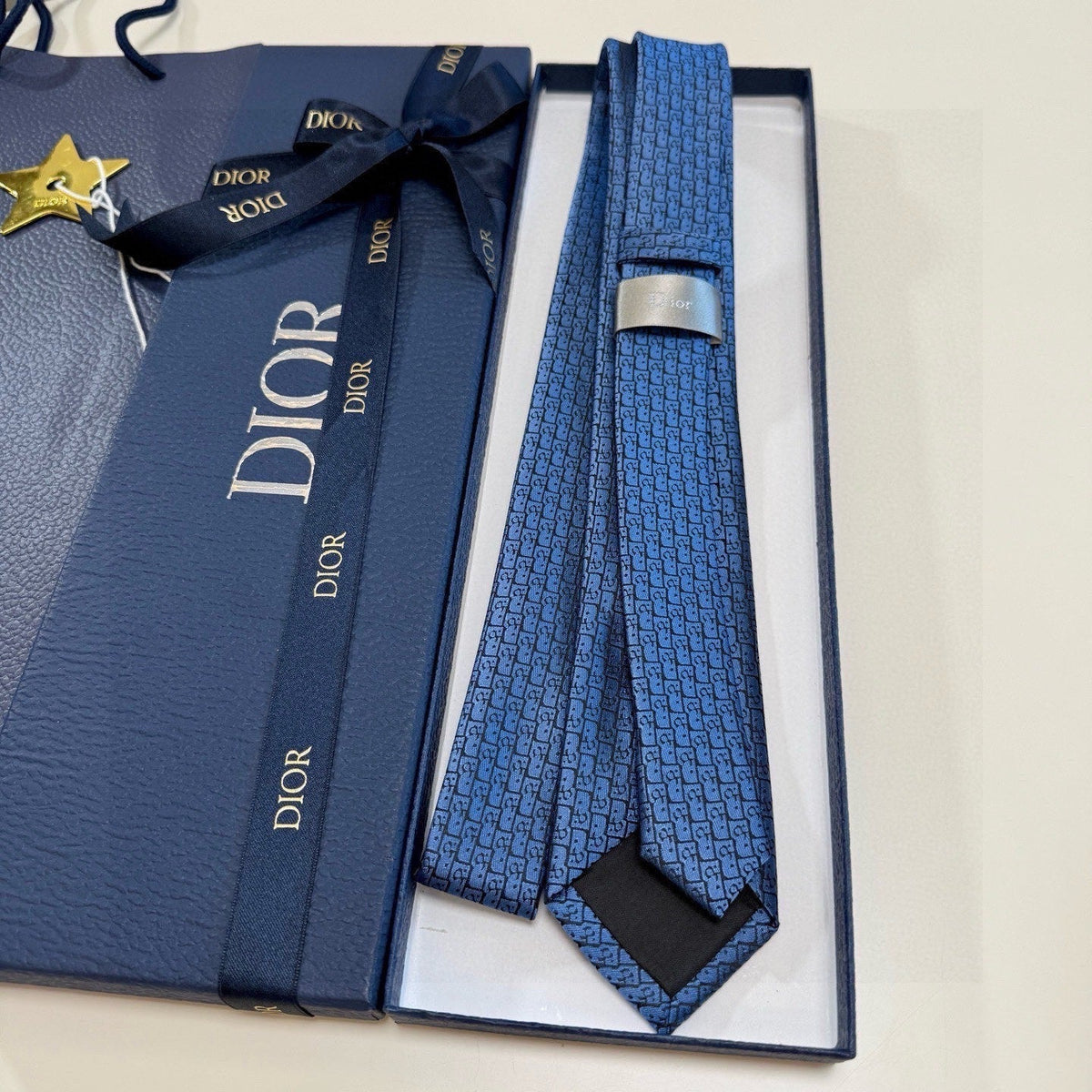 CD Tie Light Blue Silk 330077