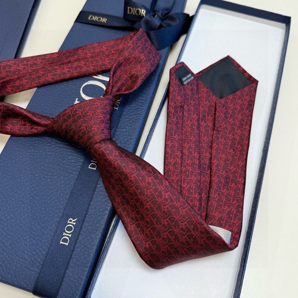 CD Oblique Tie Burgundy Silk 212105