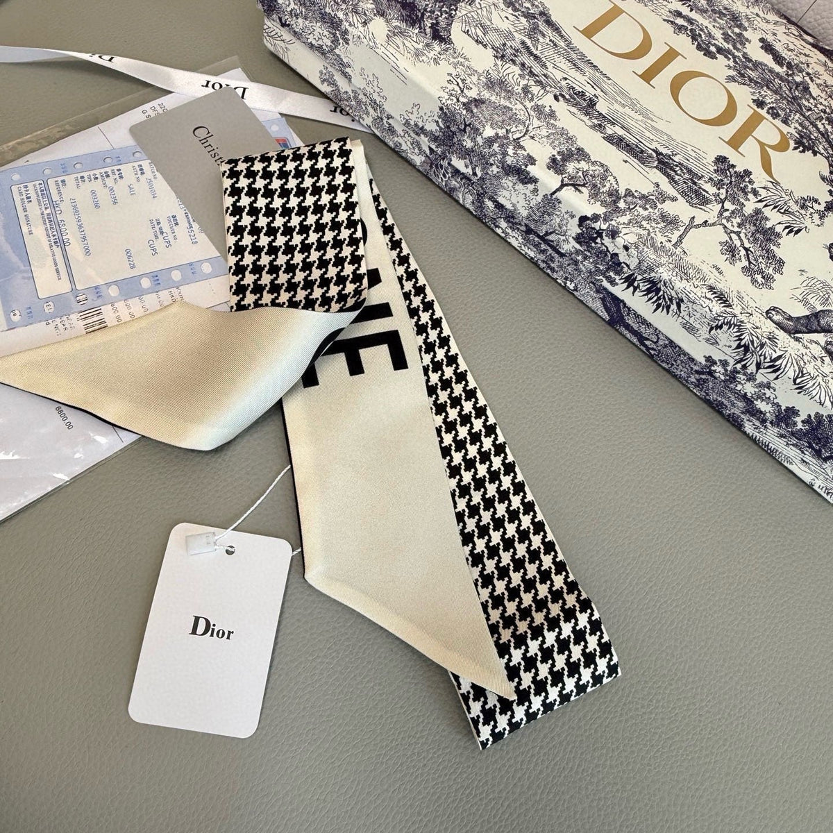 Dior 26s Scarf 100cm In Silk 313134