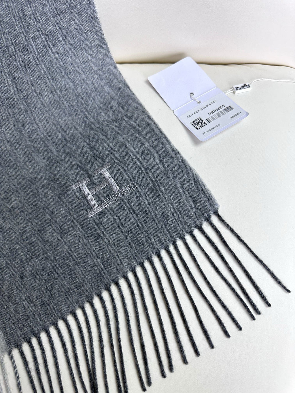 HM 26s Long Scarf 190 In Cashmere 309793
