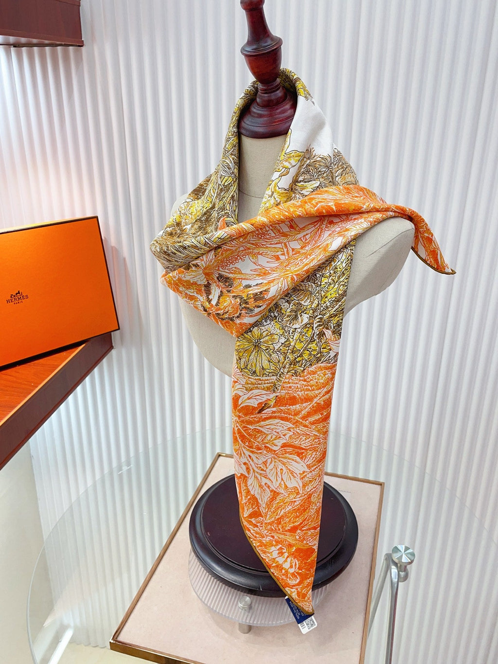 HM All'Orto Botanico Scarf 90x90cm Orange Colorful Silk Twill 209925
