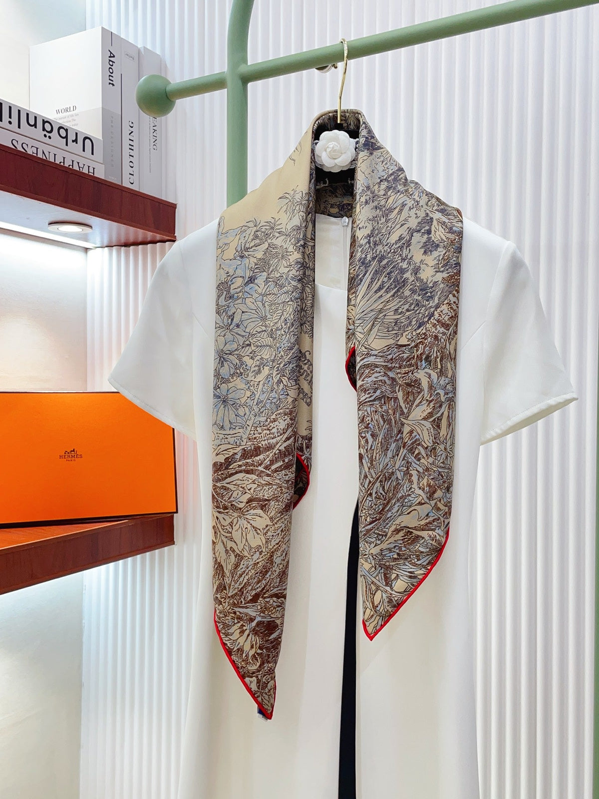 HM All'Orto Botanico Scarf 90x90cm Brown Colorful Silk Twill 209928