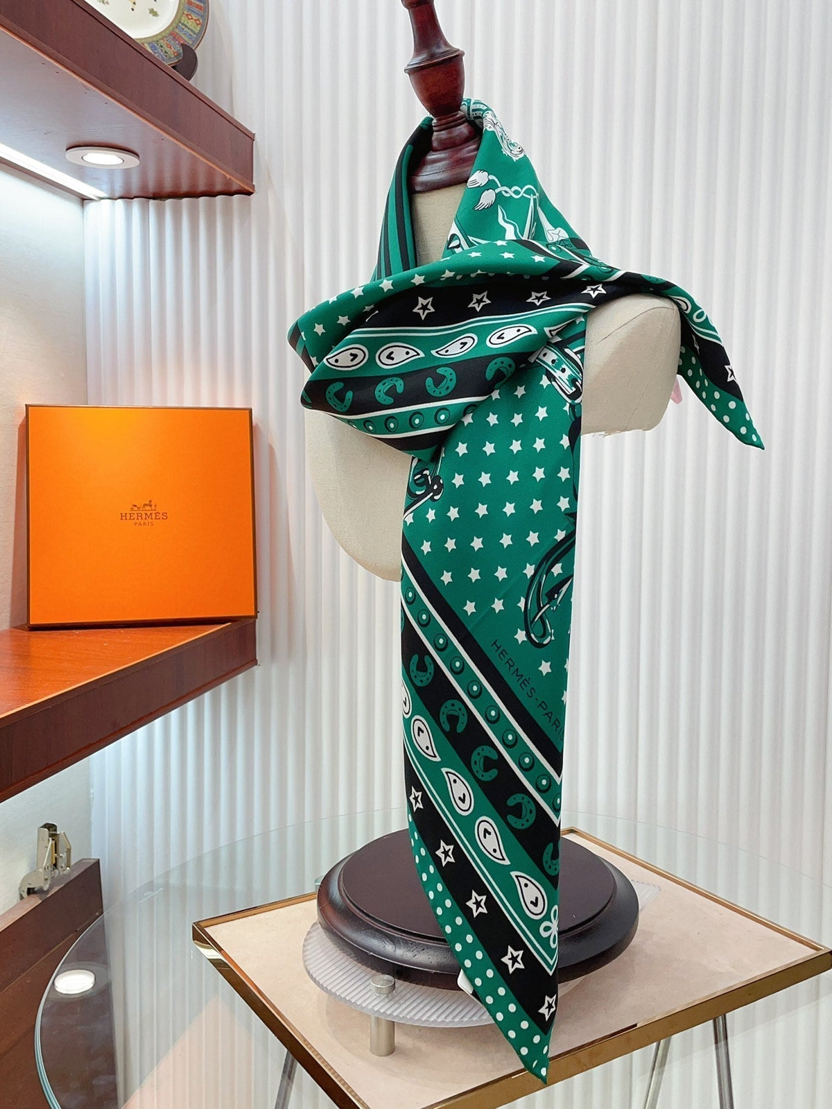 Cheval Punk Bandana Scarf 90 CM In Deep Green Mix White Black Silk Twill 309212