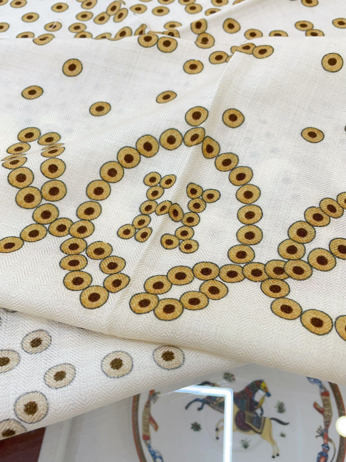 Cheval De Legende Scarf 140 CM Ivory White Pattern Cashmere And Silk