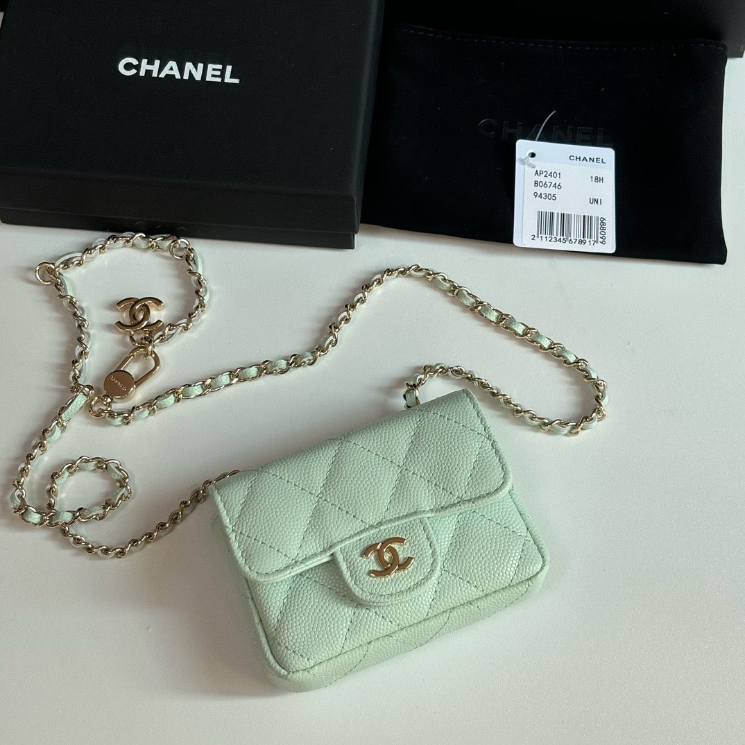 CC 26s Waist Belt Bag Chain Pastel Green Caviar 212333