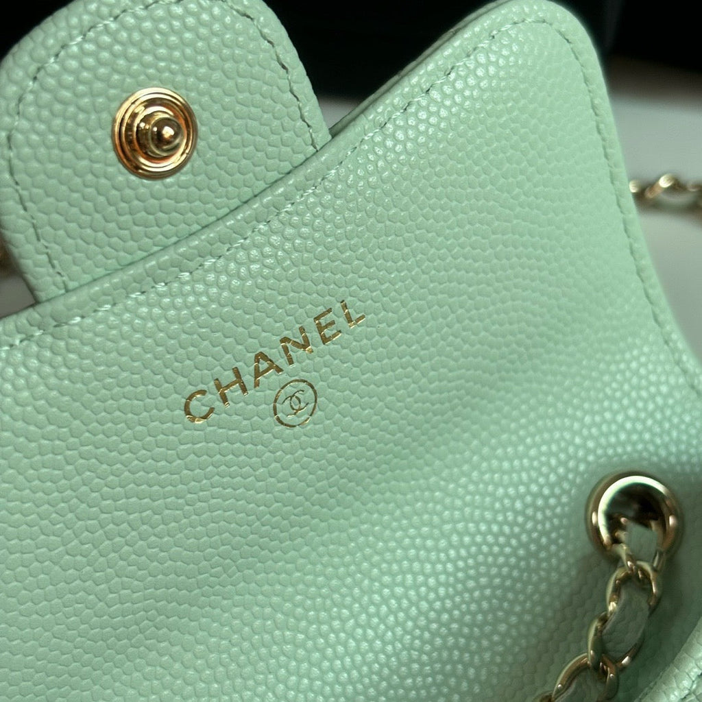 CC 26s Waist Belt Bag Chain Pastel Green Caviar 212333