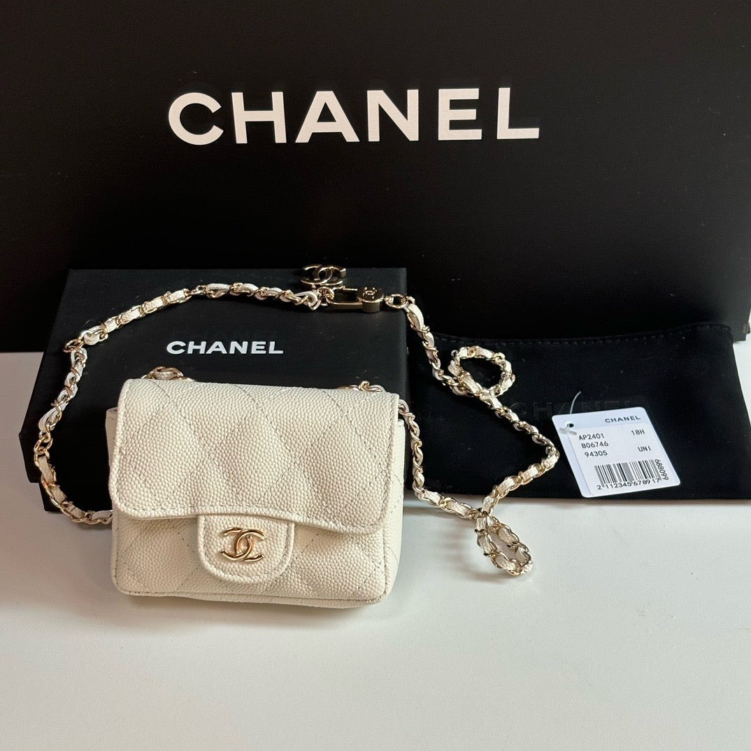 CC 26s Waist Belt Bag Chain White Caviar 212331