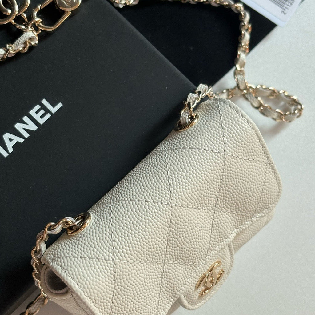 CC 26s Waist Belt Bag Chain White Caviar 212331