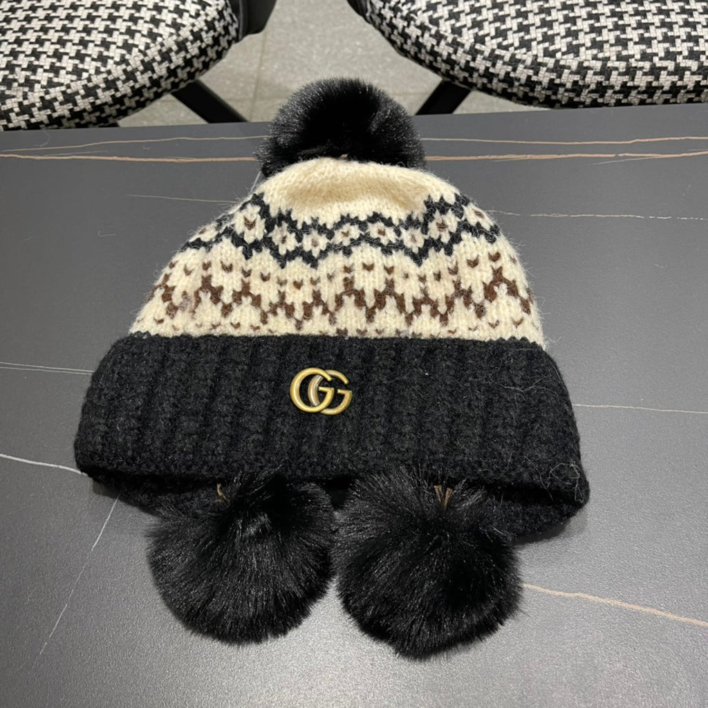 BEANIE HAT IN COLORFUL WOOL 394006