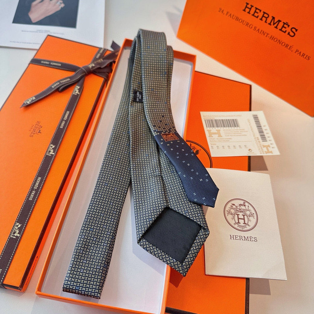 HM H En Relief Tie 437545