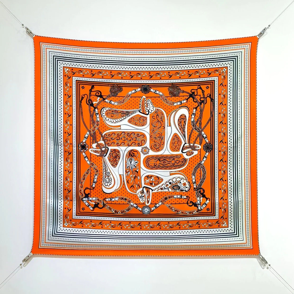 HM 26ss Amazon Scarf 90 Orange White Twill Silk 132412