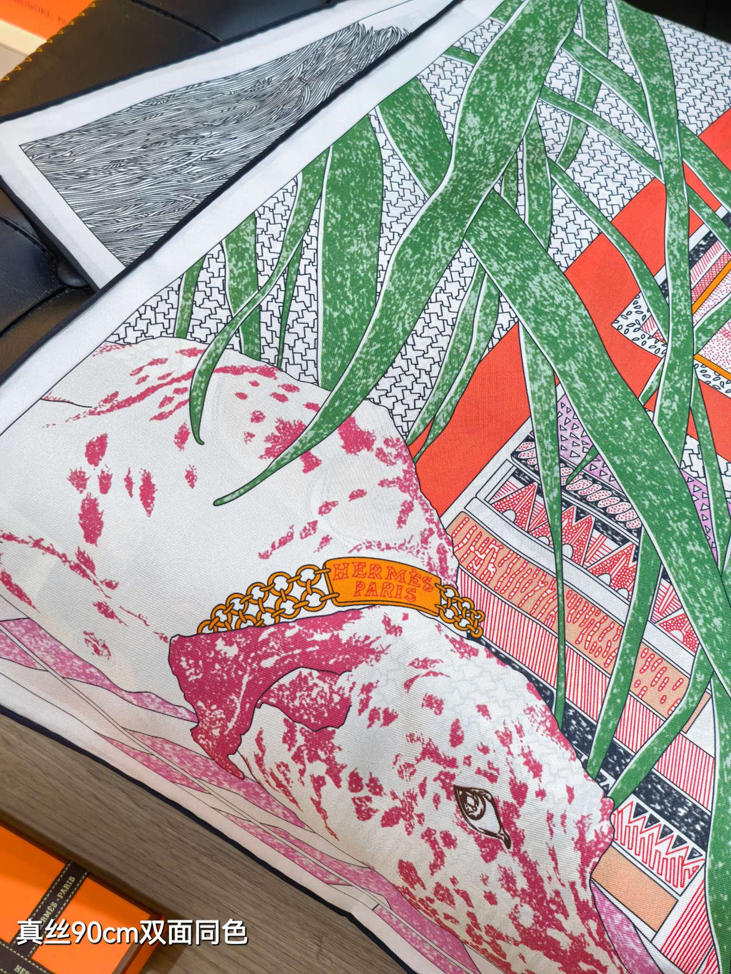 HM Rendez-Vous Chez Scarf 90x90 Pink Colorful Twill Silk 212040