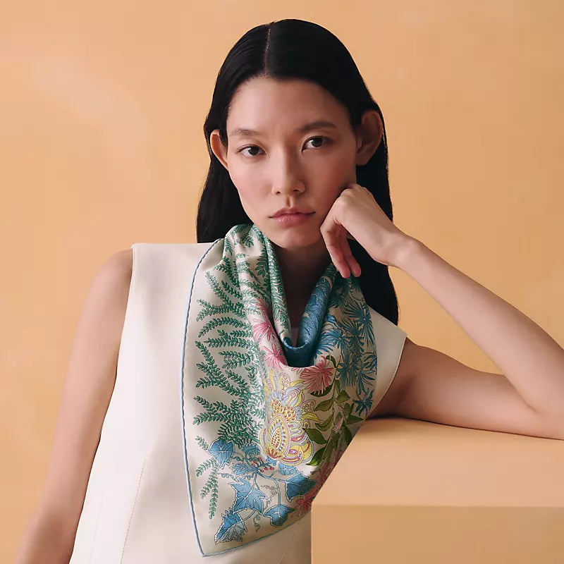 HM Le Jardin des Peintres Double Face Scarf 90x90cm Blue Colorful Silk Twill 223475