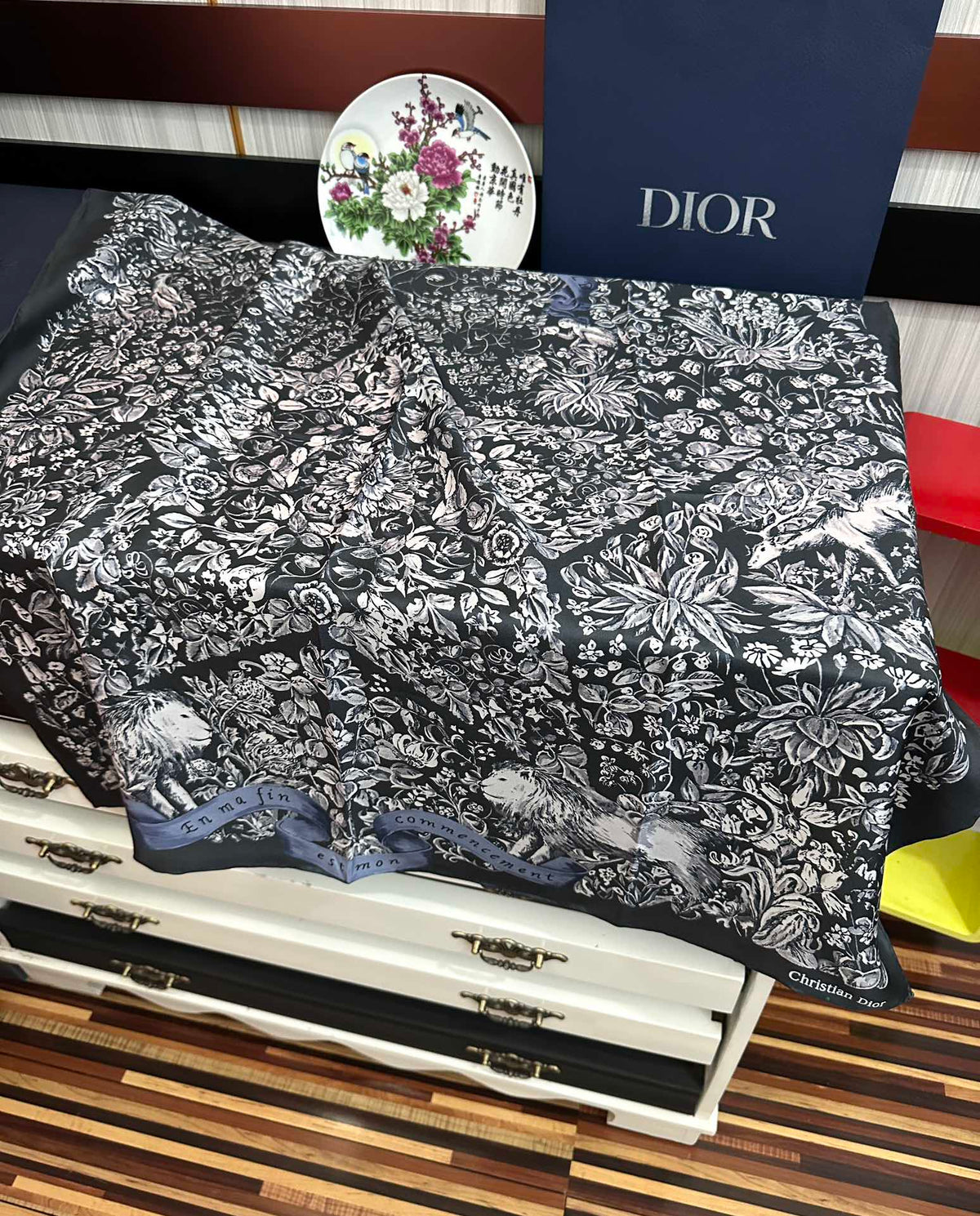 CD Around the World Scarf 90x90cm Black Colorful Twill Silk 304660