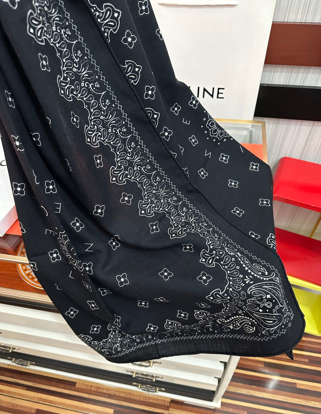 Celine Scarf 65x185cm Black Cashmere 286305