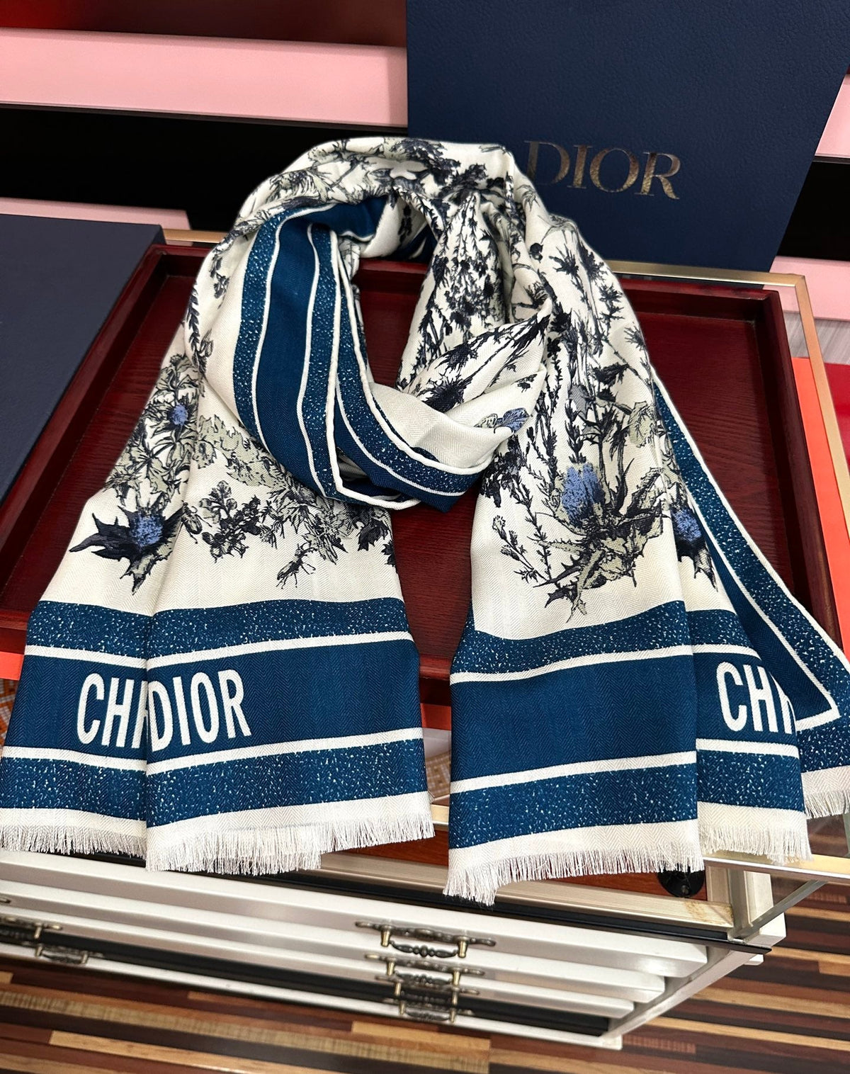 CD Double-Sided Chardons Scarf 185cm White Dark Blue Cashmere 271210