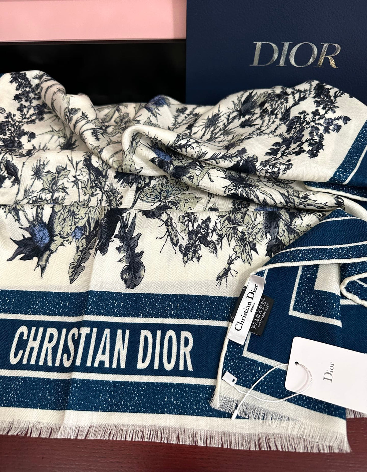 CD Double-Sided Chardons Scarf 185cm White Dark Blue Cashmere 271210