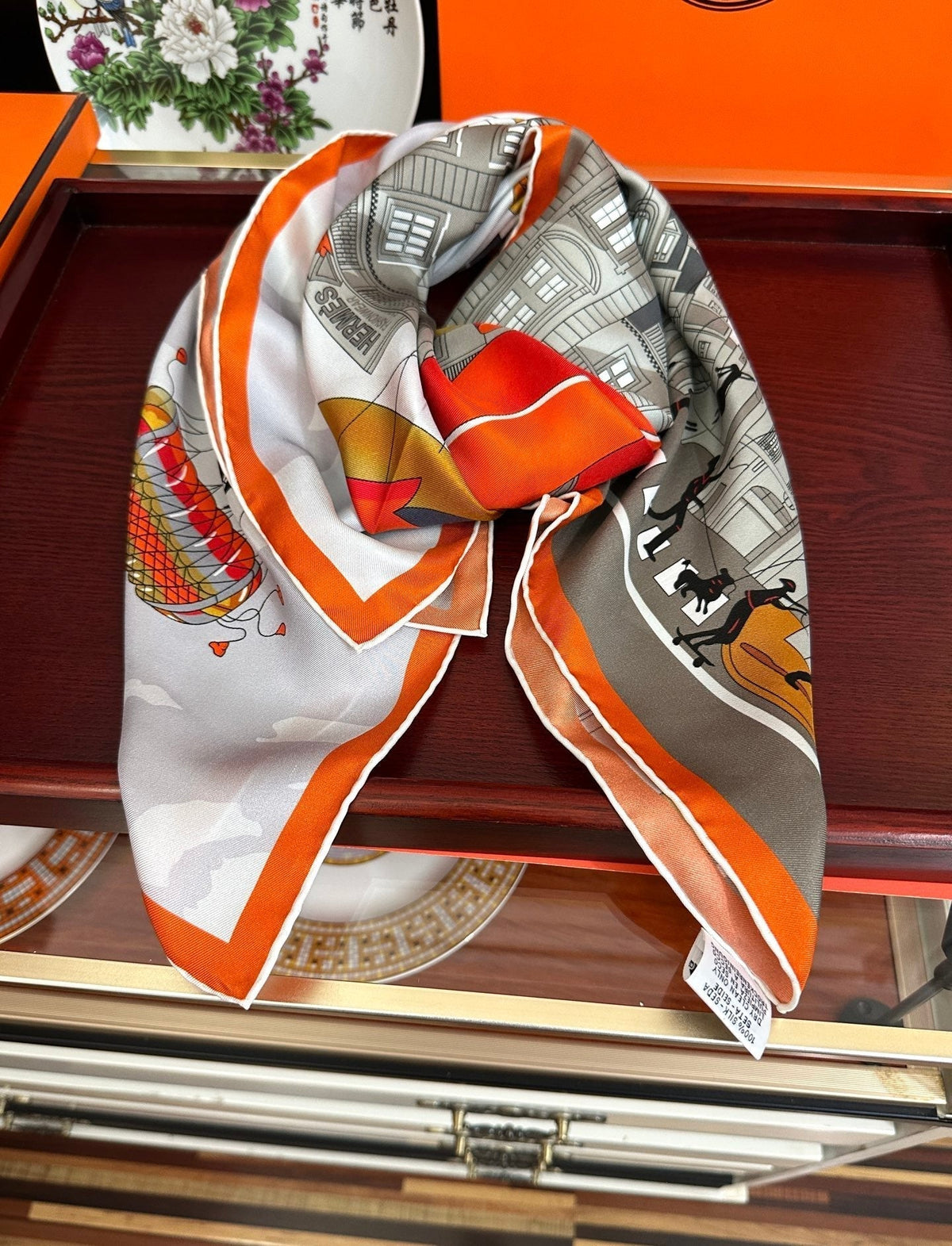 HM 26s Scarf 140 In Cashmere And Silk 307339