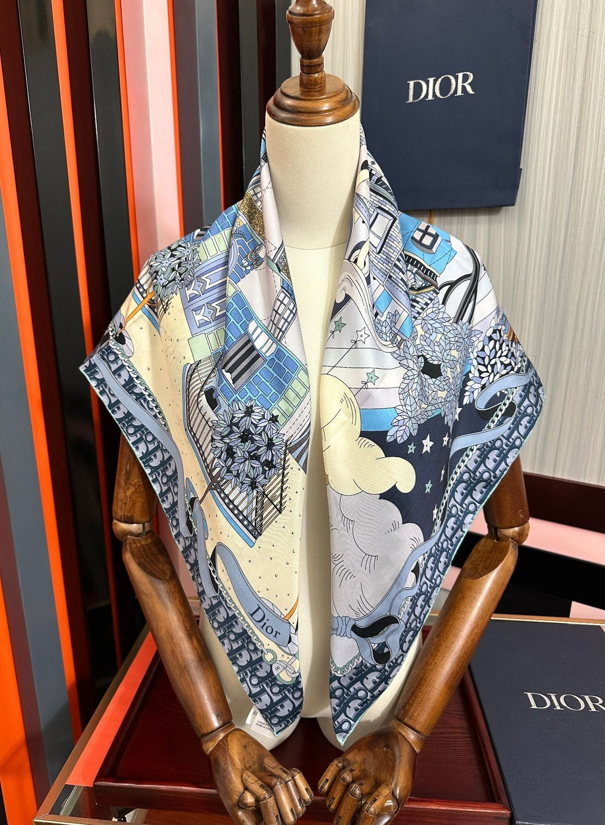 CD Scarf 90x90 Colorful Twill Silk 443143