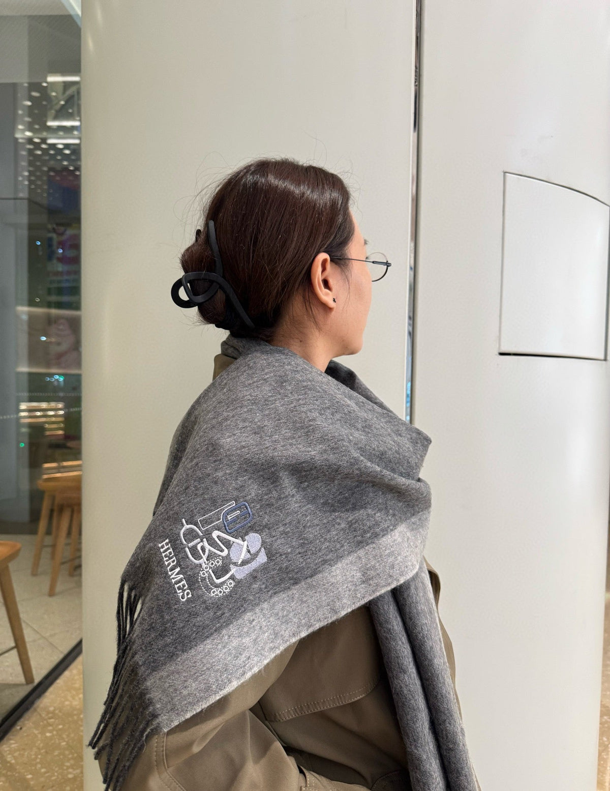 HM Classic Embroidered Scarf 185CM Gray Cashmere 292824