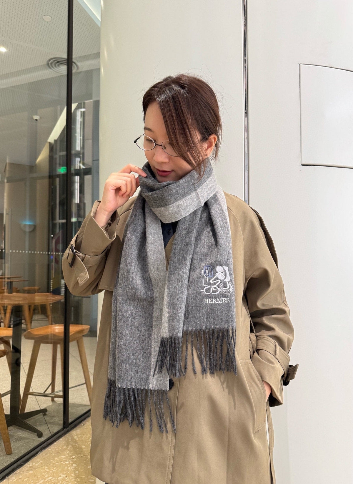 HM Classic Embroidered Scarf 185CM Gray Cashmere 292824