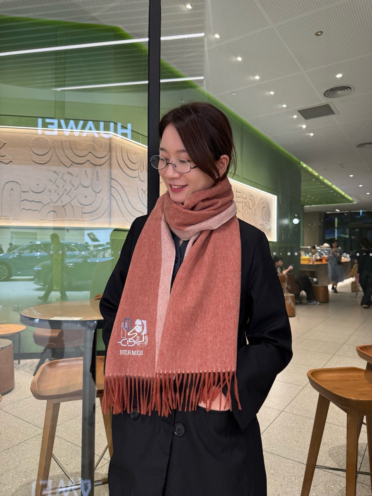 HM Classic Embroidered Scarf 185CM Dusty Rose Cashmere 292825