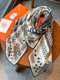 Couvertures et Tenues de Jour Bandana Scarf 135x135cm Ivory Colorful Cashmere Silk