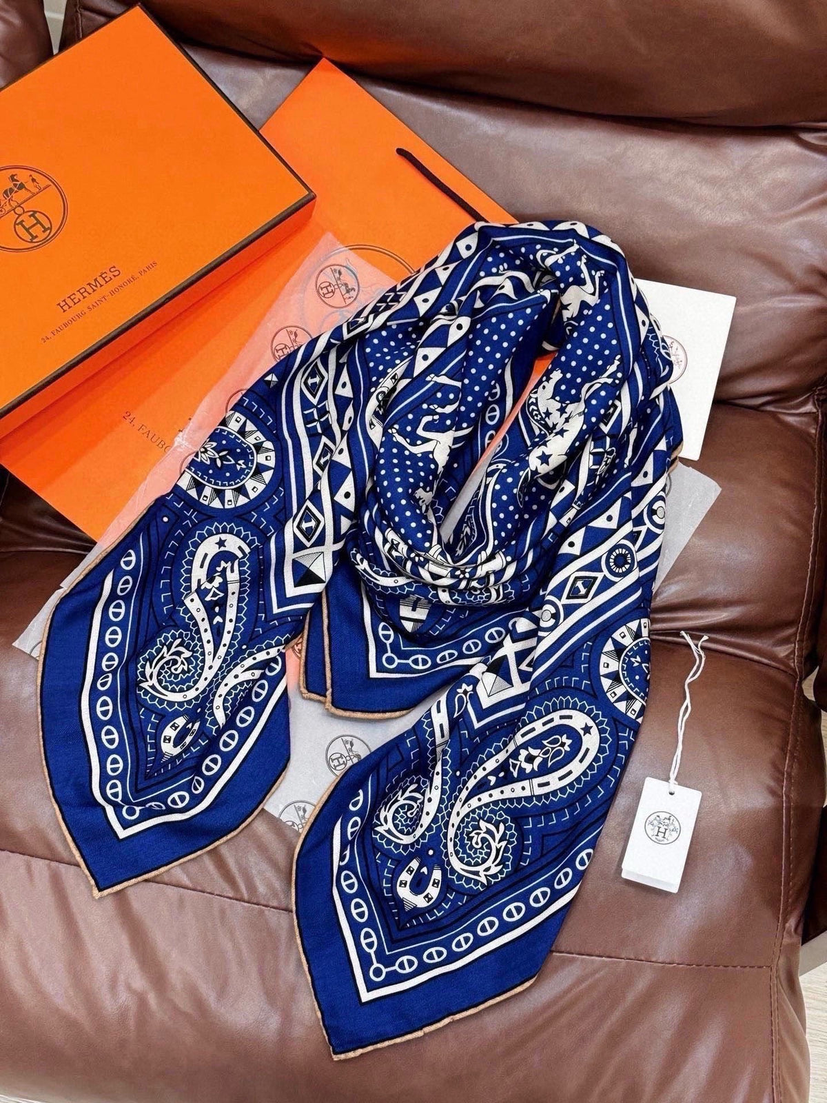 HM Cheval de Coeur Bandana Scarf 140*140cm Blue Cashmere Silk 286288