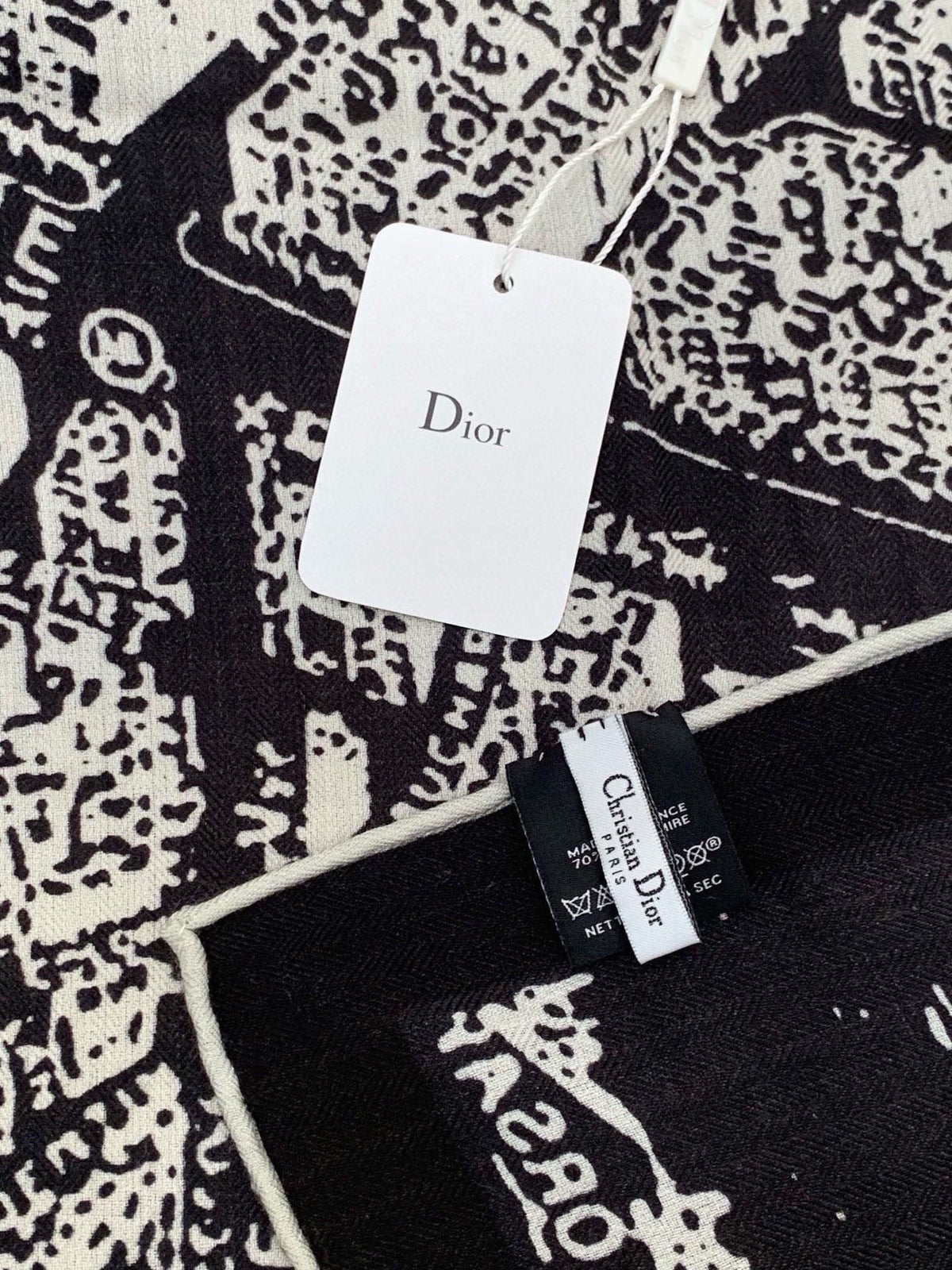 CD 26s Paris Map Scarf 140x140 Black Mulberry Silk Cashmere 328855