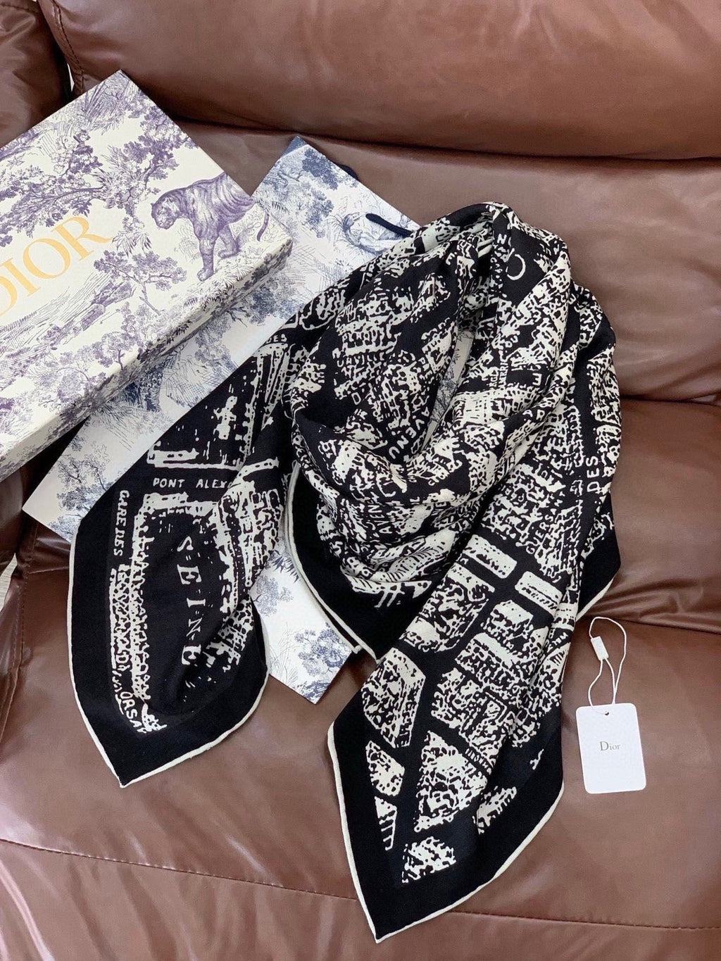 CD 26s Paris Map Scarf 140x140 Black Mulberry Silk Cashmere 328855