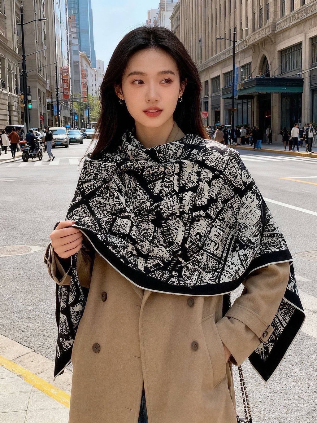 CD 26s Paris Map Scarf 140x140 Black Mulberry Silk Cashmere 328855