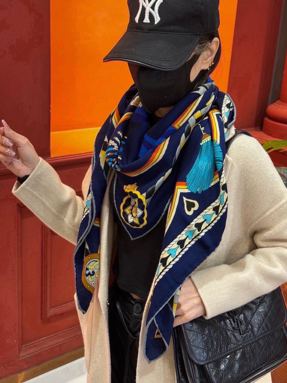 HM 26s Scarf 140 In Cashmere And Silk 429139