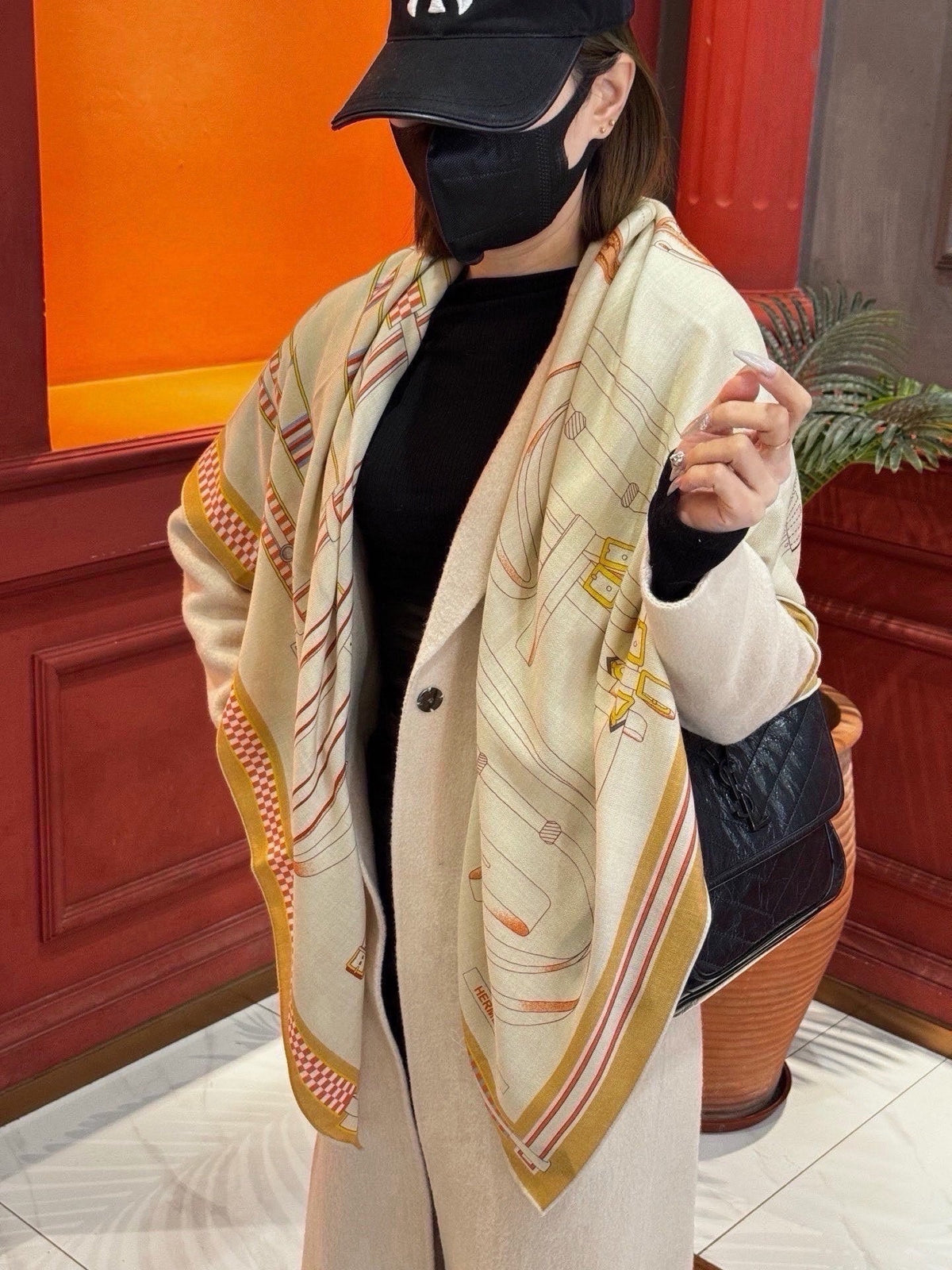 HM 26s Scarf 140 In Cashmere And Silk 433922