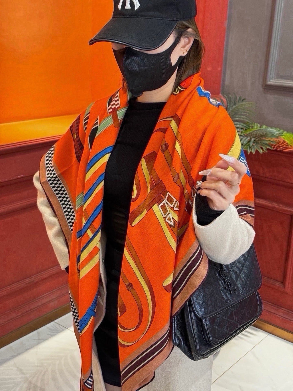 HM 26s Scarf 140 In Cashmere And Silk 433921