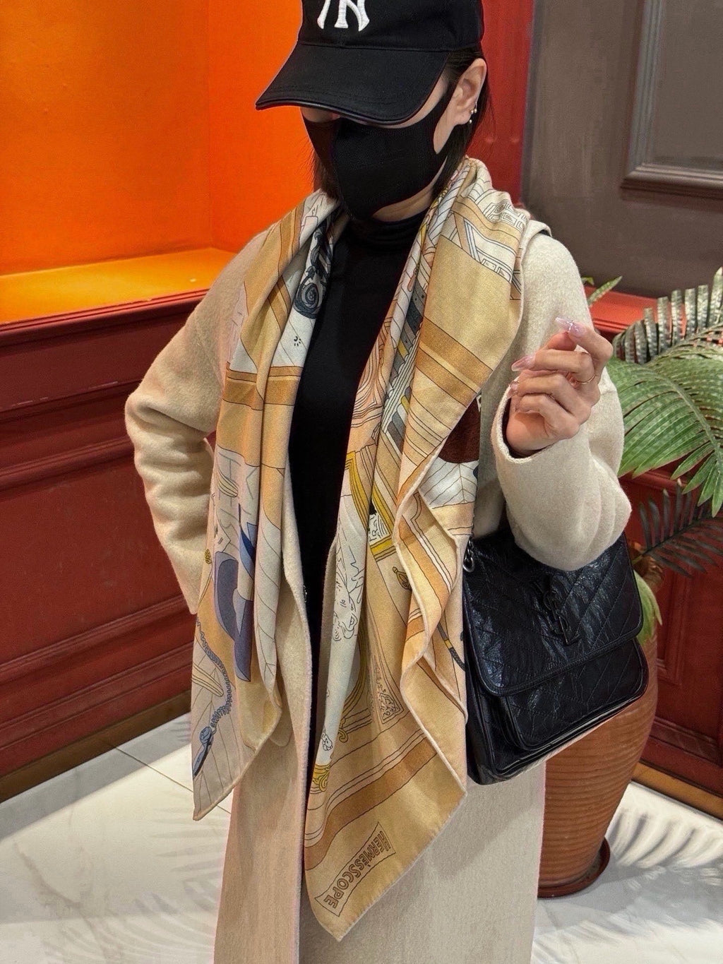HM 26s Scarf 140 In Cashmere And Silk 216494