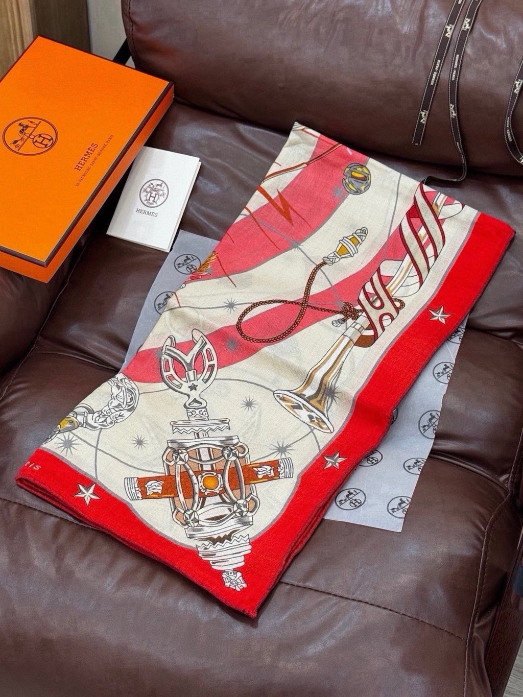 HM 26s Scarf 140 In Cashmere And Silk 216492