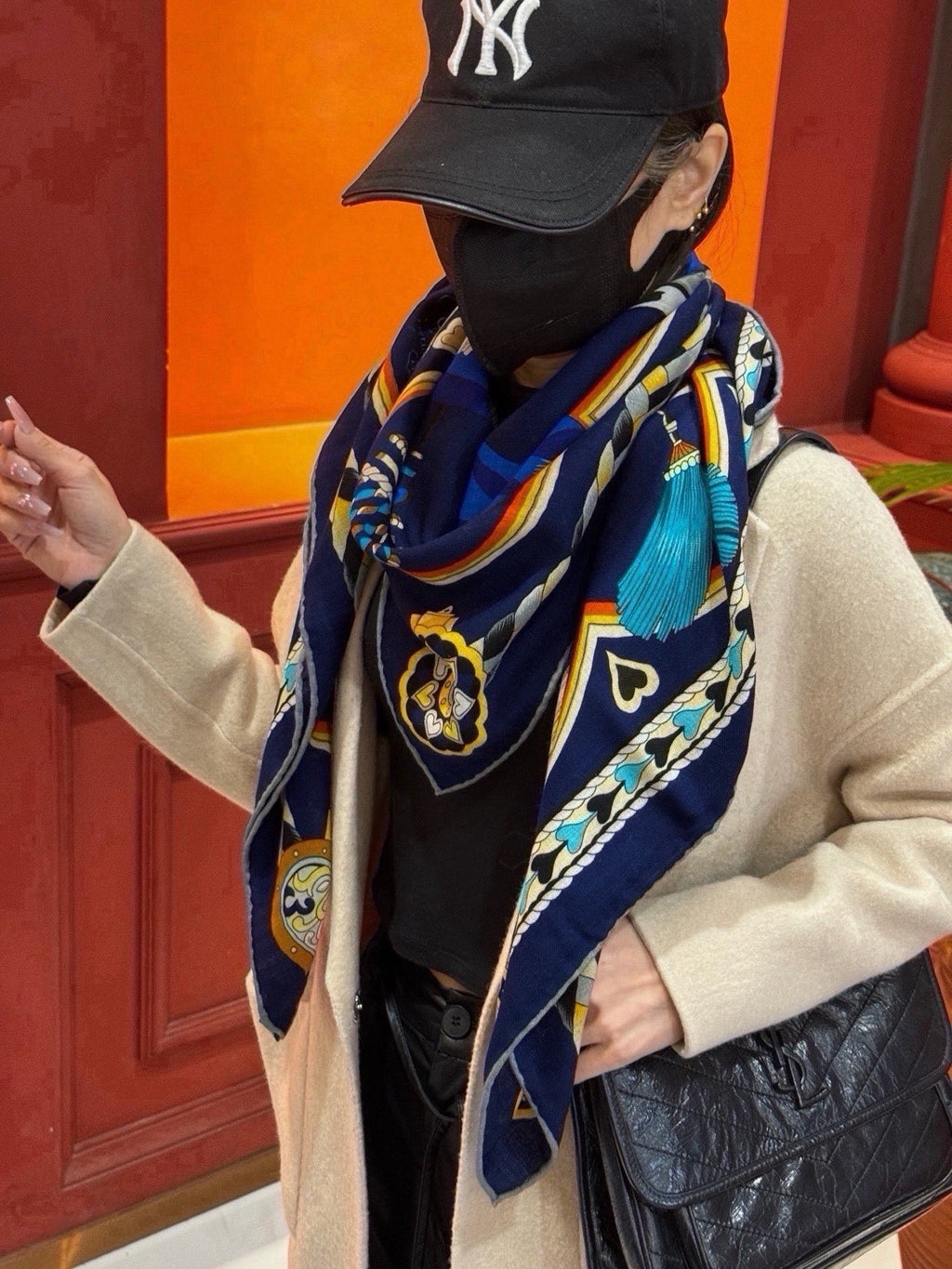 HM 26s Scarf 140 In Cashmere And Silk 437652