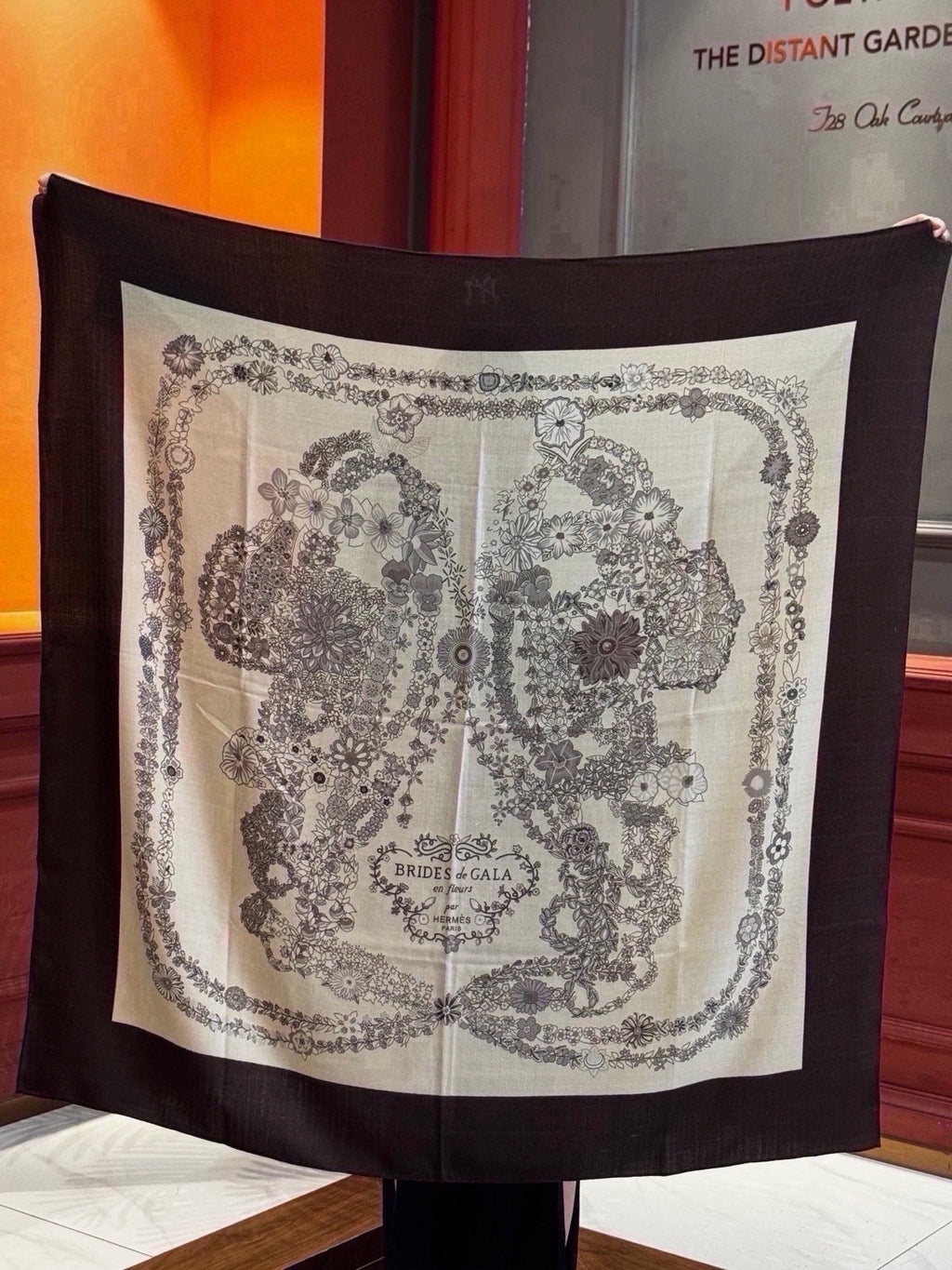 HM 26s Scarf 140 In Cashmere And Silk 216483