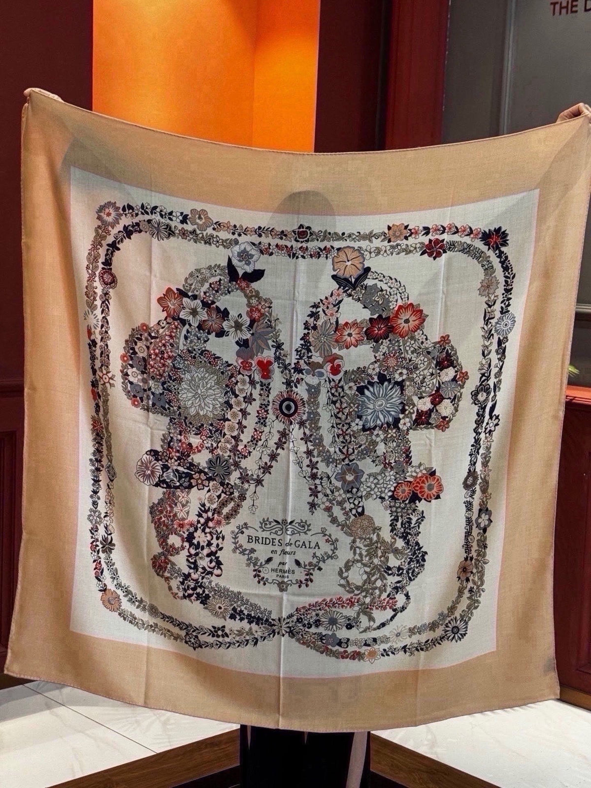 HM 26s Scarf 140 In Cashmere And Silk 216482