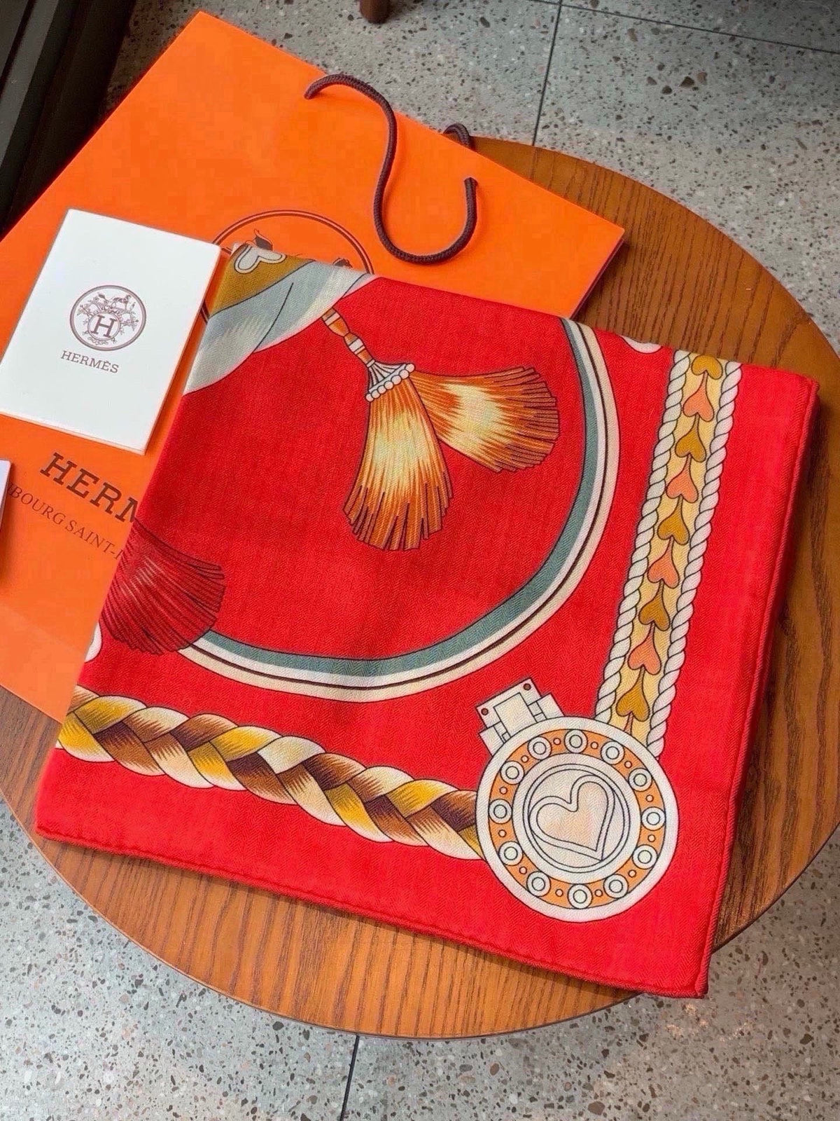HM 26s Scarf 140 In Cashmere And Silk 216479
