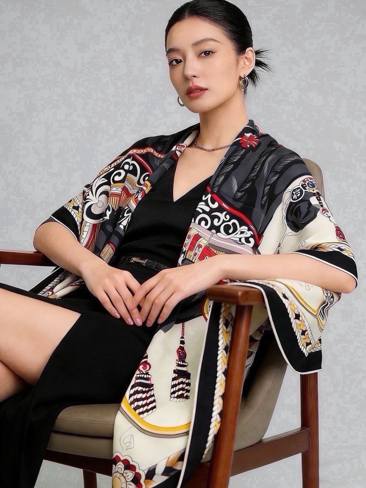 HM 26s Scarf 140 In Cashmere And Silk 437677
